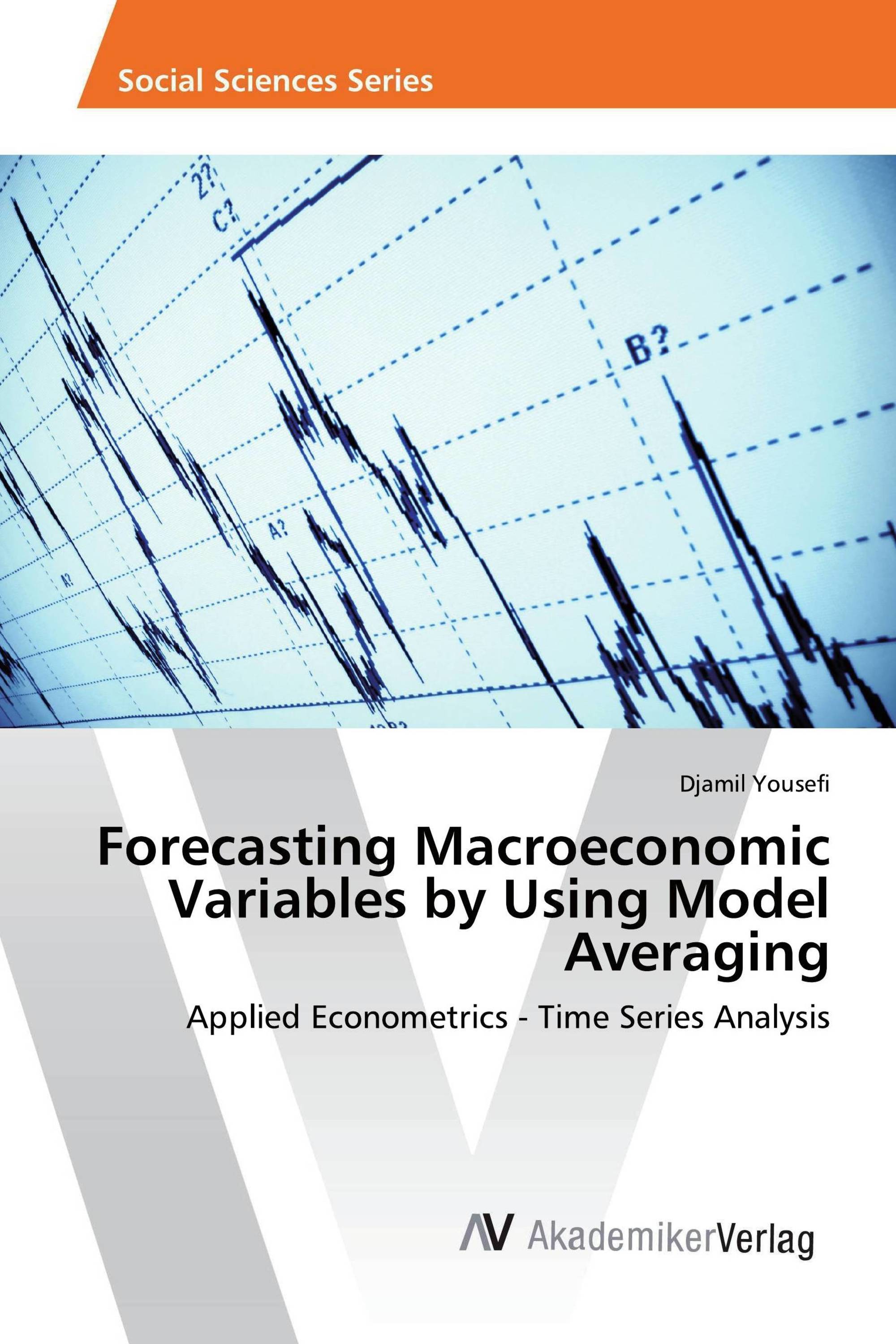 Forecasting Macroeconomic Variables by Using Model Averaging