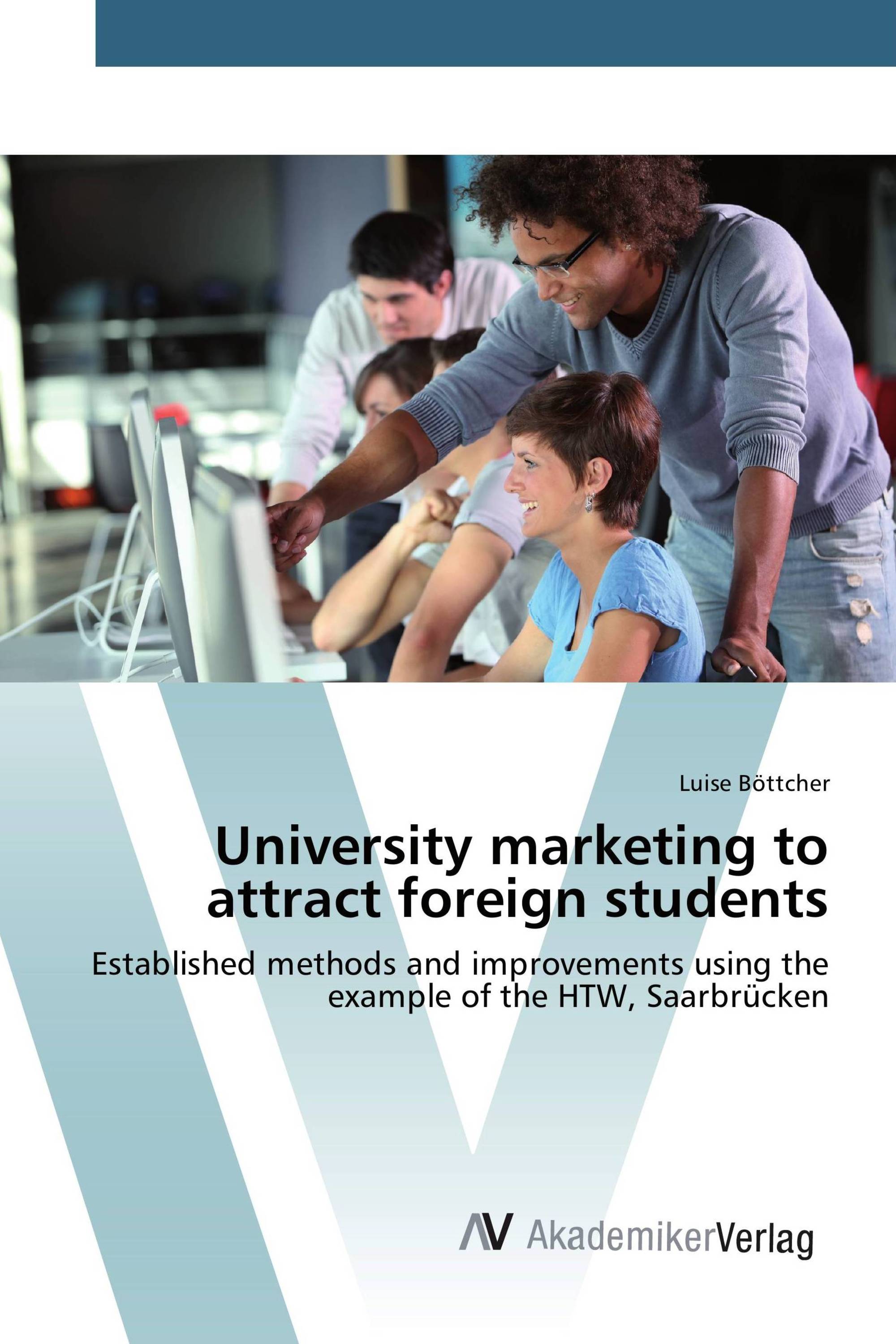 University marketing to attract foreign students