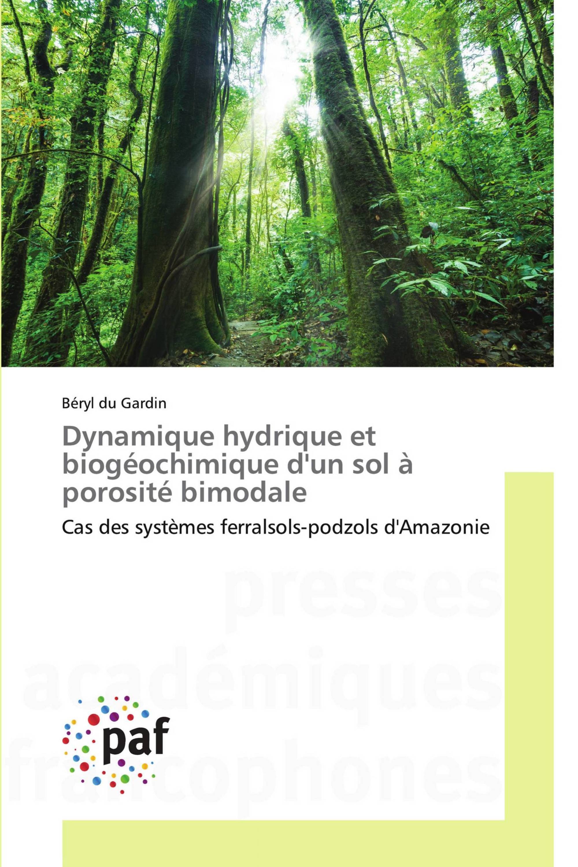 Dynamique hydrique et biogéochimique d'un sol à porosité bimodale