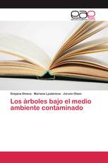 Los árboles bajo el medio ambiente contaminado