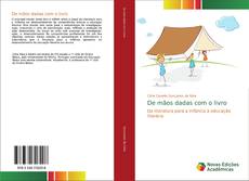 Buchcover von De mãos dadas com o livro