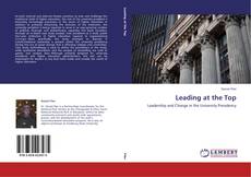 Couverture de Leading at the Top