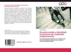 Capa do livro de Escuela media e identidad en jóvenes de contextos empobrecidos 