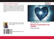 Buchcover von Muerte en pacientes con choque