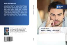 Capa do livro de Media Literacy Education 