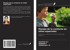 Buchcover von Manejo de la conducta en niños especiales