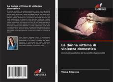 La donna vittima di violenza domestica kitap kapağı