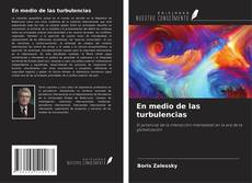 Bookcover of En medio de las turbulencias