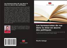 Capa do livro de Les bureaucrates de rue dans la mise en œuvre des politiques 