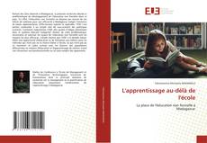Capa do livro de L'apprentissage au-délà de l'école 